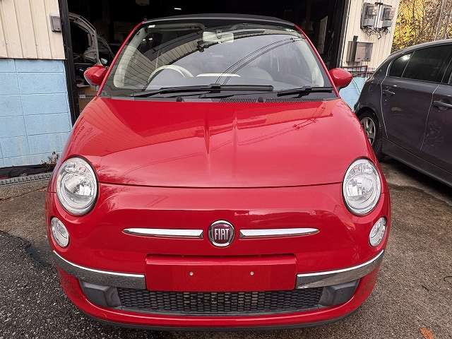 2010 Fiat 500C – thumbnail 3