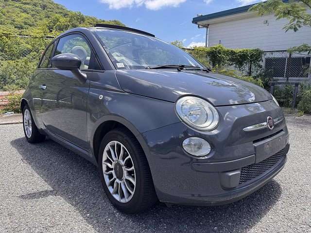 2010 Fiat 500C – thumbnail 4