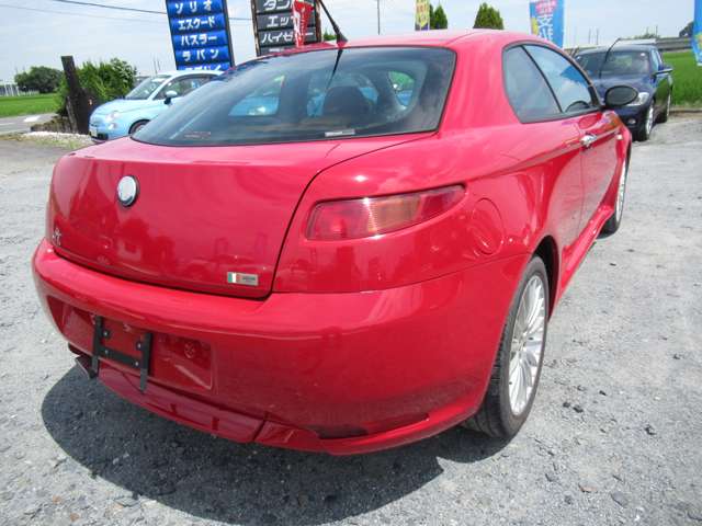 2004 Alfa Romeo GT – thumbnail 4