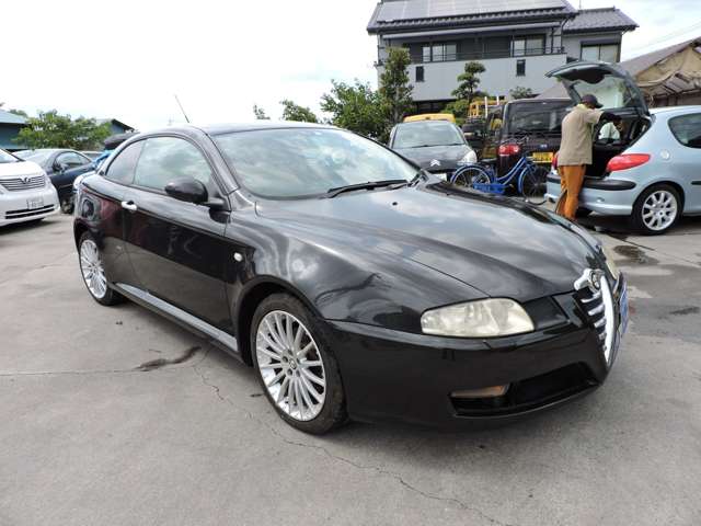 2005 Alfa Romeo GT – thumbnail 3