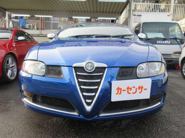2010 Alfa Romeo GT – thumbnail 3