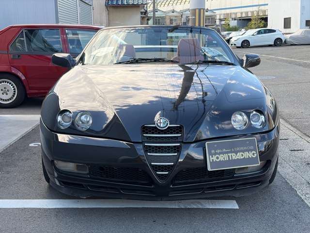 2004 Alfa Romeo Spider – thumbnail 2
