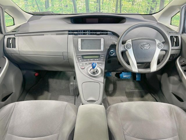 2010 Toyota Prius – thumbnail 2