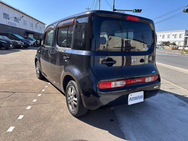 2011 Nissan Cube – thumbnail 4