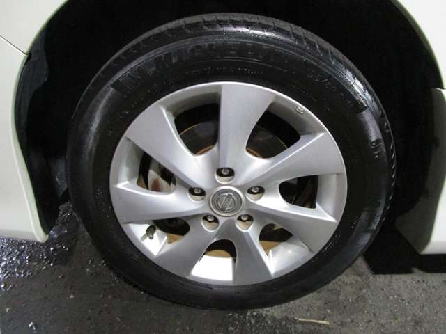 2011 Nissan Serena – thumbnail 2