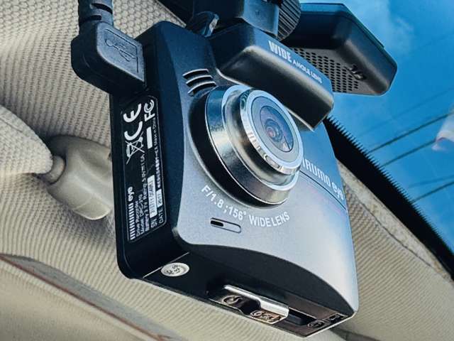 2006 Nissan Fuga – thumbnail 2