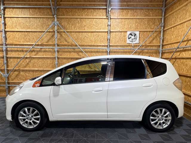 2010 Honda Fit Hybrid – thumbnail 3