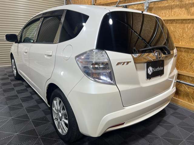 2010 Honda Fit Hybrid – thumbnail 4