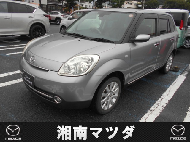 2011 Mazda Verisa