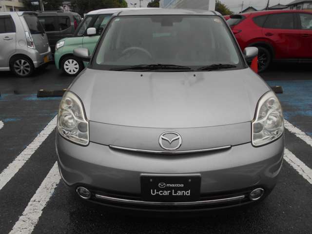2011 Mazda Verisa – thumbnail 2