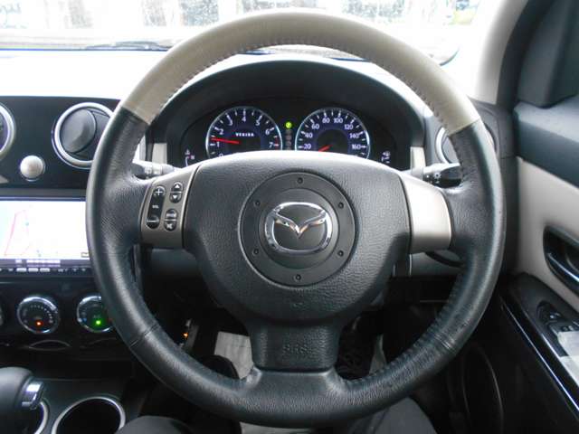 2011 Mazda Verisa – thumbnail 3