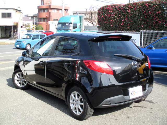 2011 Mazda Demio – thumbnail 3