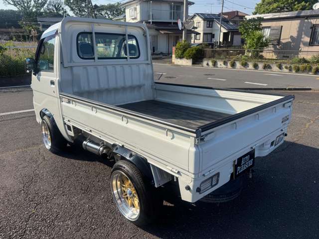 2010 Daihatsu Hijet Truck – thumbnail 2