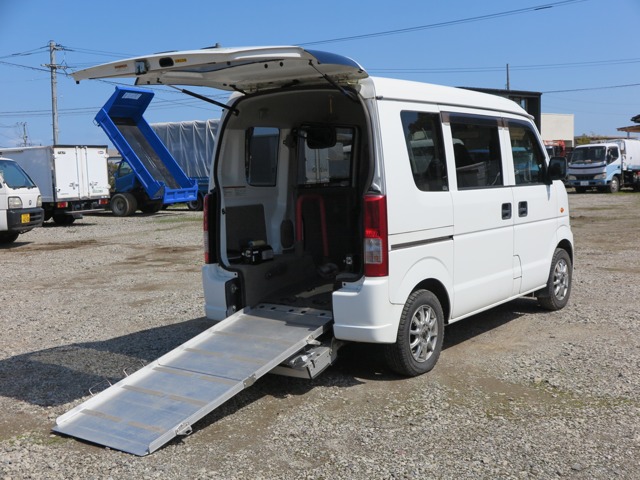 2011 Suzuki Every