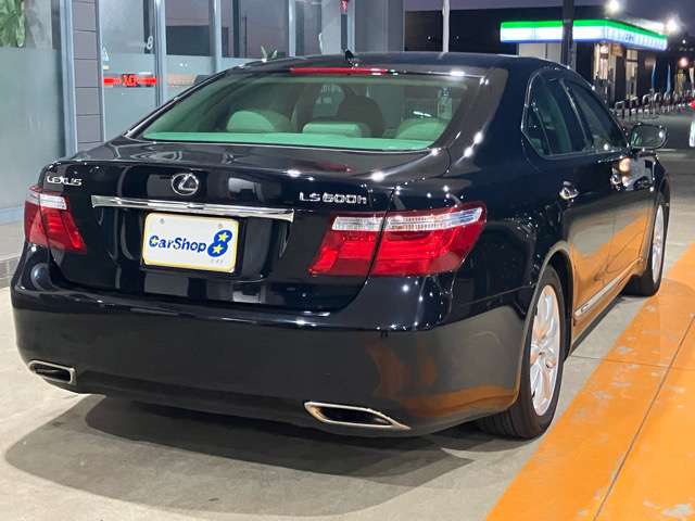 2008 Lexus LS Hybrid – thumbnail 4