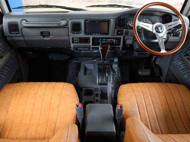 1994 Toyota Land Cruiser Prado – thumbnail 3