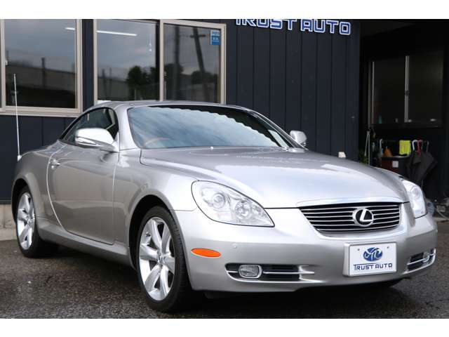 2010 Lexus SC – thumbnail 4