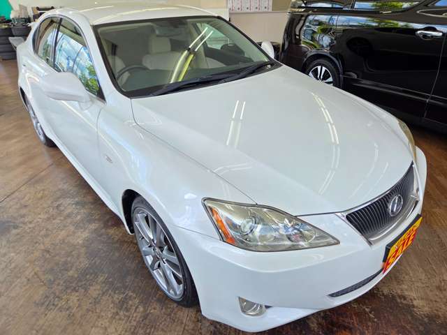 2008 Lexus IS – thumbnail 4