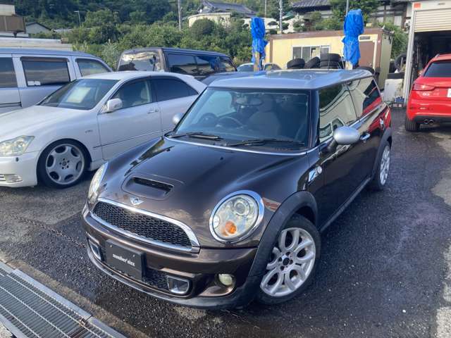 2011 MINI MINI Clubman – thumbnail 2
