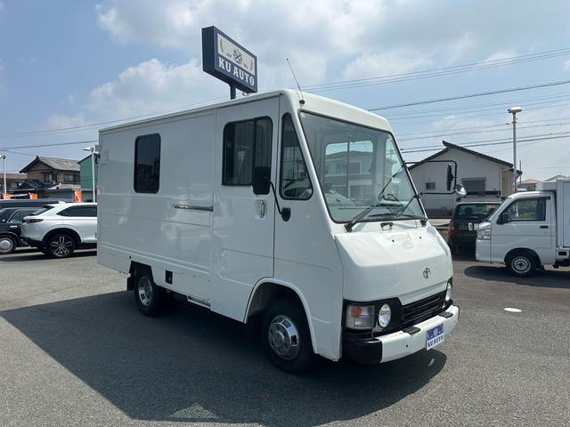 1998 Toyota Quickdelivery – thumbnail 2