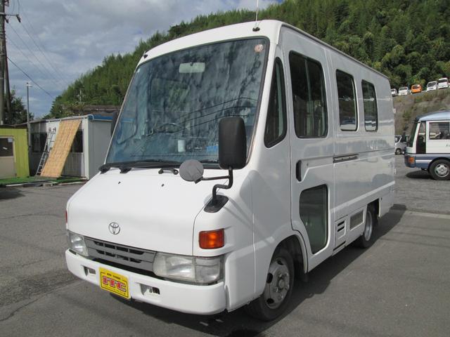 2000 Toyota Quickdelivery – thumbnail 3
