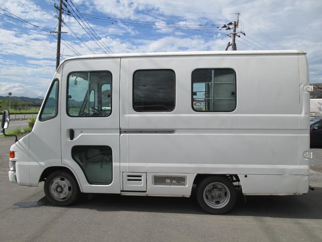 2000 Toyota Quickdelivery – thumbnail 4