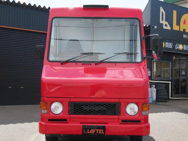 2000 Toyota Quickdelivery – thumbnail 3