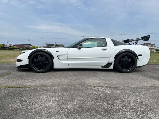 1997 Chevrolet Corvette – thumbnail 4