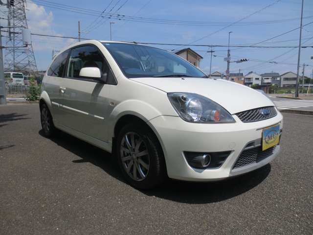 2007 Ford Fiesta – thumbnail 3