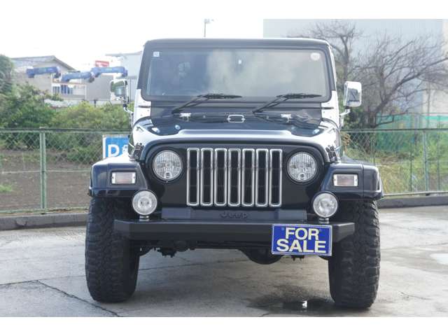 2000 Jeep Wrangler – thumbnail 2