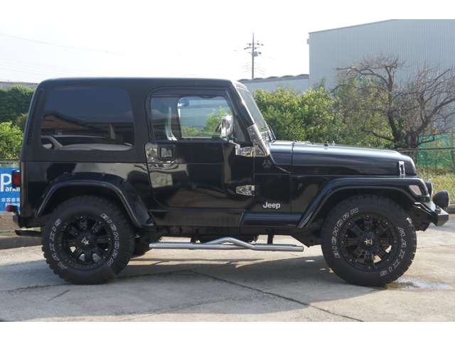 2000 Jeep Wrangler – thumbnail 4