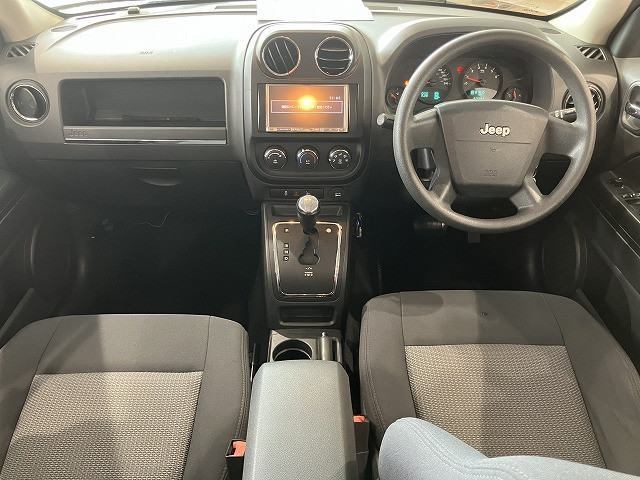 2010 Jeep Patriot – thumbnail 2