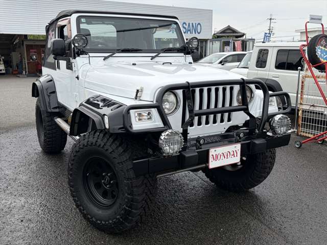 2005 Jeep Wrangler – thumbnail 3