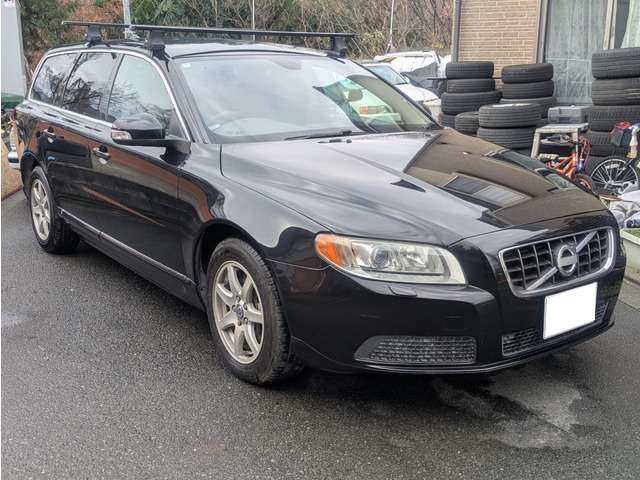 2009 Volvo V70 – thumbnail 2