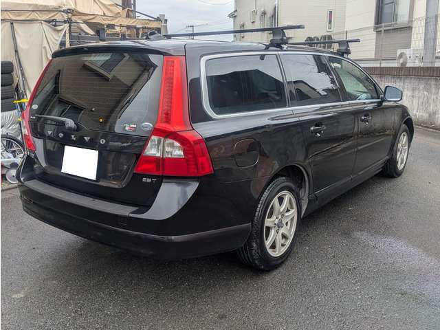 2009 Volvo V70 – thumbnail 4