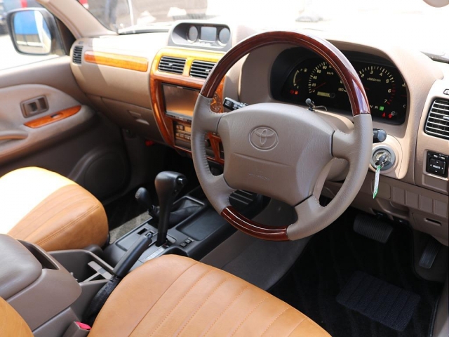 2001 Toyota Land Cruiser Prado – thumbnail 4