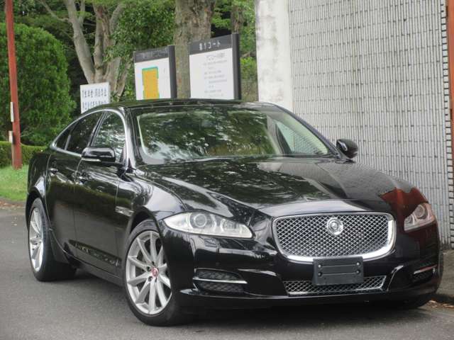2011 Jaguar XJ – thumbnail 3