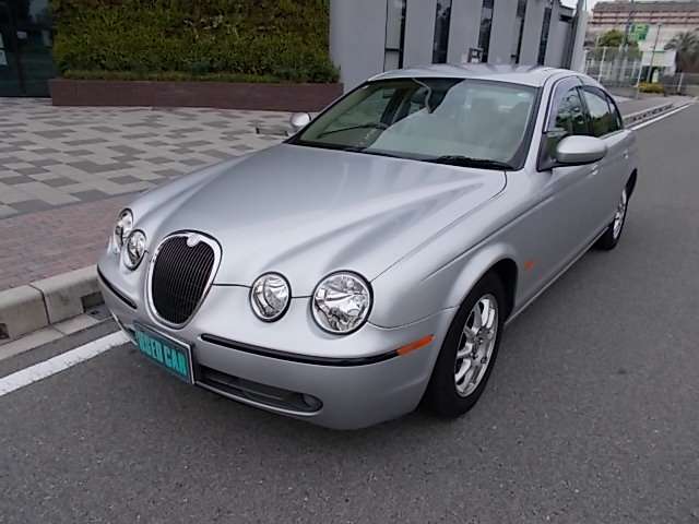 2004 Jaguar S-Type – thumbnail 4