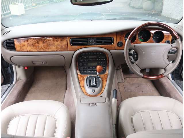 1998 Jaguar XJ – thumbnail 3
