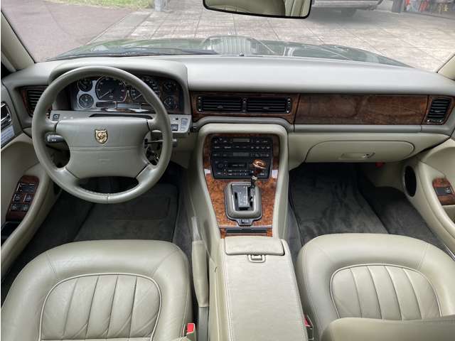 1996 Jaguar XJ – thumbnail 3