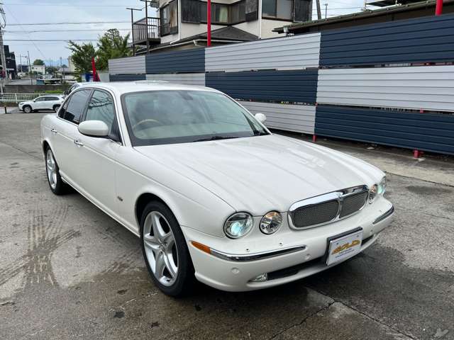2007 Jaguar XJ – thumbnail 2