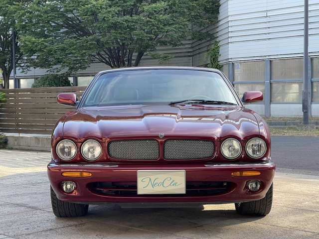1999 Jaguar XJ – thumbnail 4