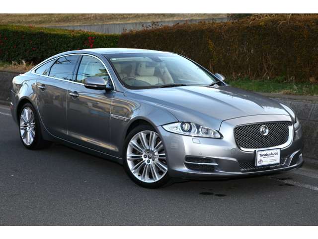 2011 Jaguar XJ – thumbnail 2