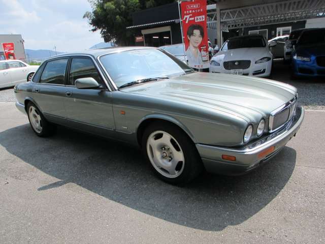 1997 Jaguar XJ – thumbnail 3