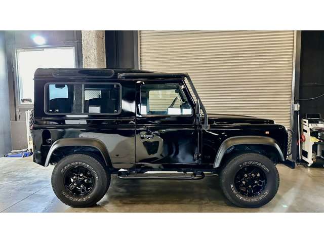 1999 Land Rover Defender – thumbnail 3
