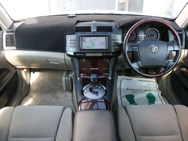 2008 Toyota Mark X – thumbnail 4