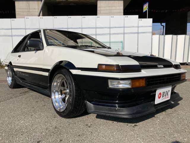 1986 Toyota Corolla Levin – thumbnail 3