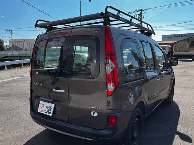 2011 Renault Kangoo – thumbnail 2