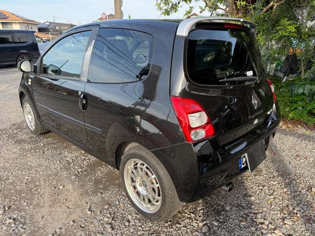 2010 Renault Twingo – thumbnail 4