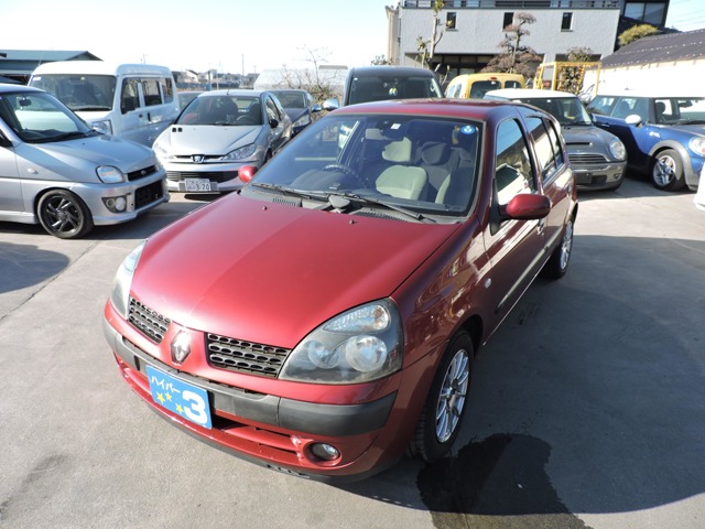 2003 Renault Lutecia